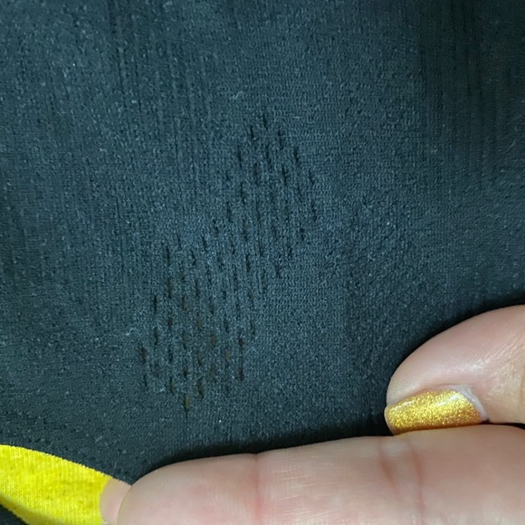 Fabletics Quinn Black Sculptknit Sports Bra/Leggings - Picture 3 of 8